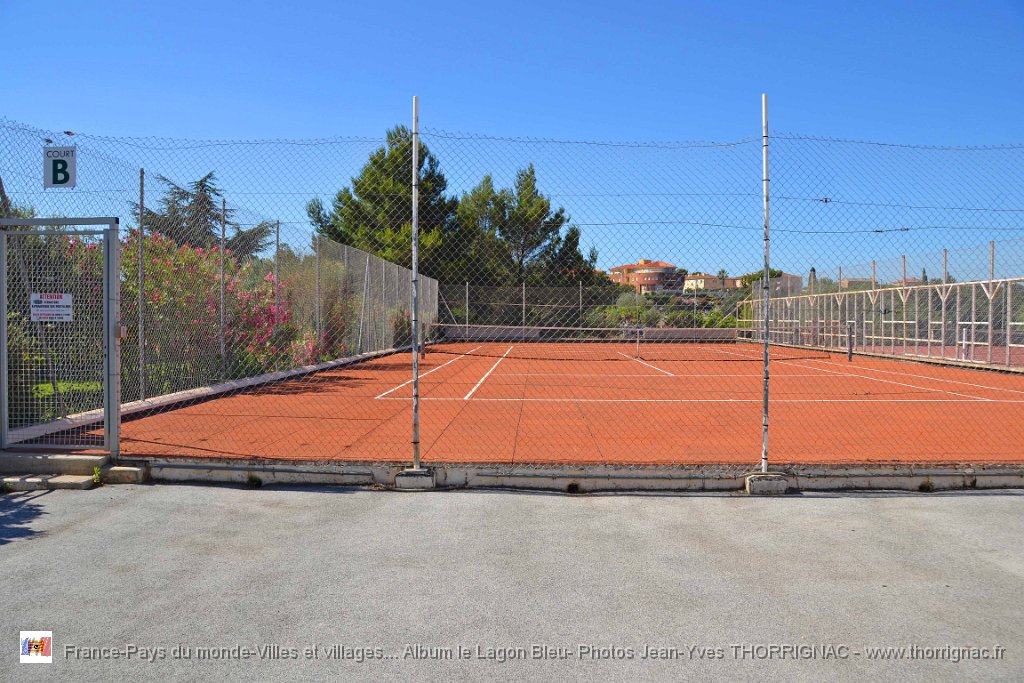 DSC0083.JPG - Court de tennis B - 23 juin 2015