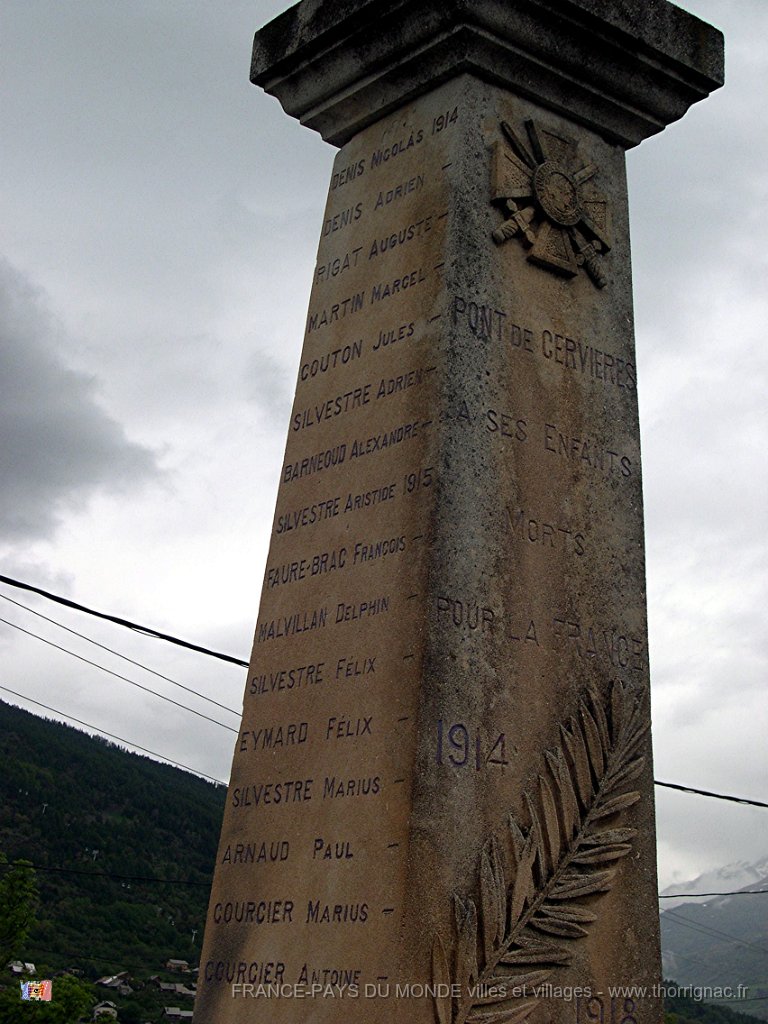 Monument aux morts Pont de cervieres 1.jpg - Monument aux Morts se situant à l'intérieur du cimetière. Juin 2008