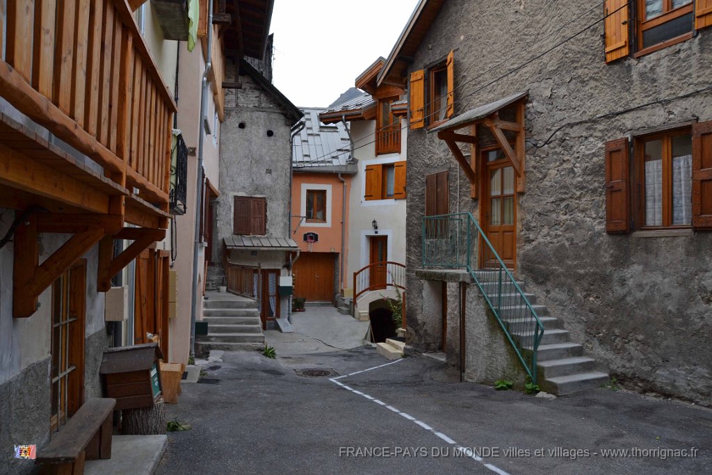 rue du Bacchu Ber 2.JPG - Placette dans la rue du Bacchu-Ber. Septembre 2013