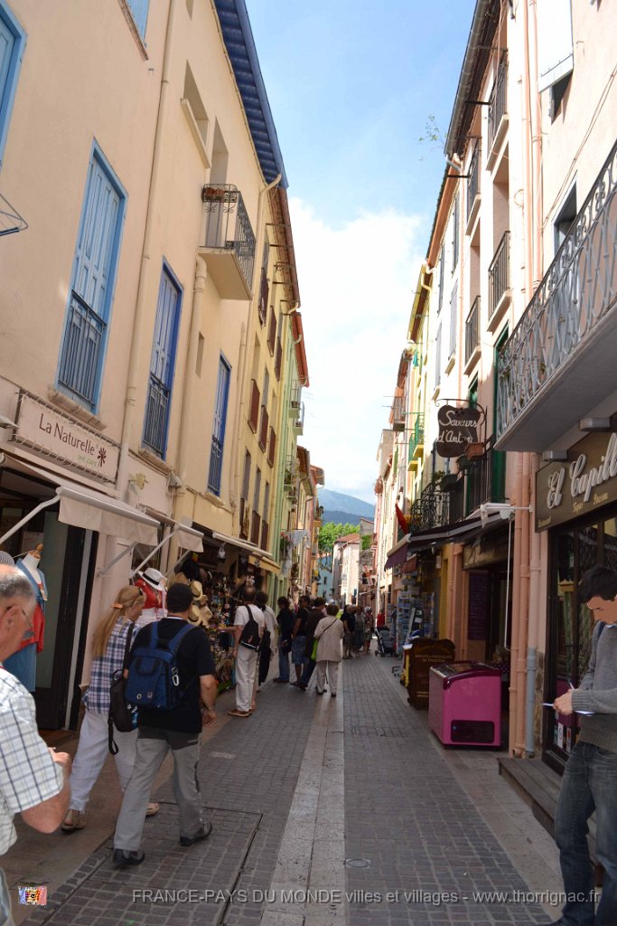 collioure 14 mai 2013 96  Copie.JPG - Collioure. Les rues commerçantes. Mai 2013