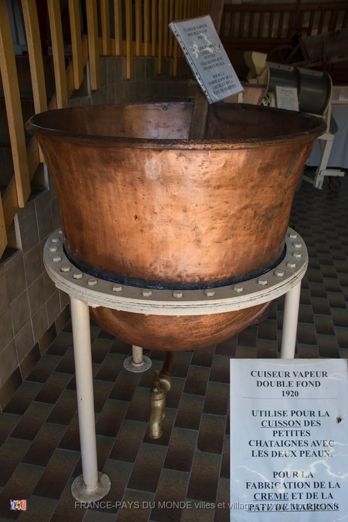 cuisson petites chataignes.jpg - Collobrières (83) - Musée du marron - 01 juin 2018.