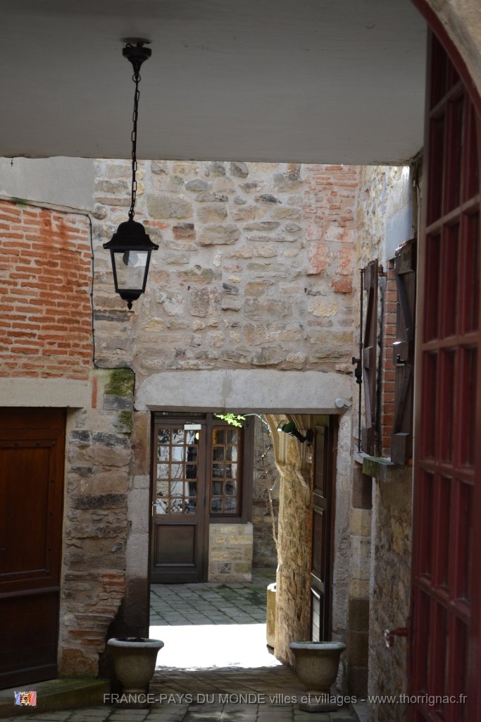 DSC 0051.JPG - Cordes sur Ciel (81)