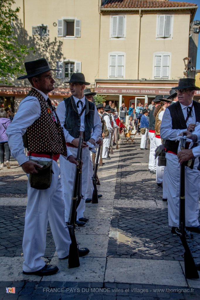 24.jpg - Fréjus - Bravade en l'honneur de Saint François de Paule - Avril 2017.