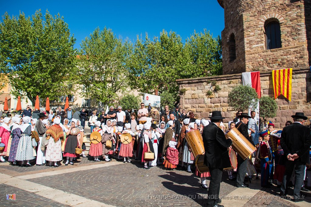 55.jpg - Fréjus - Bravade en l'honneur de Saint François de Paule - Avril 2017.