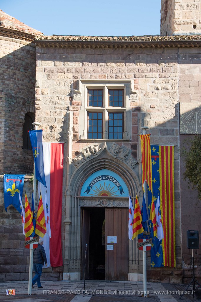 7.jpg - Fréjus - Bravade en l'honneur de Saint François de Paule - Avril 2017.