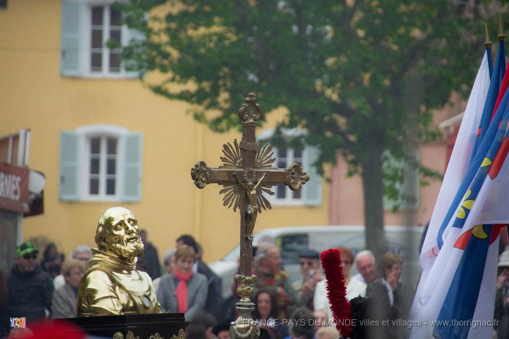 35.jpg - Fréjus - Bravade en l'honneur de Saint François de Paule - Avril 2017.