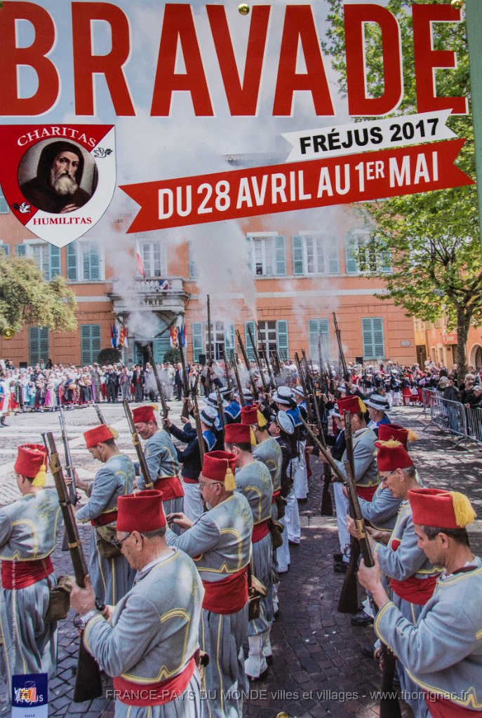 8.jpg - Fréjus - Bravade en l'honneur de Saint François de Paule - Avril 2017.