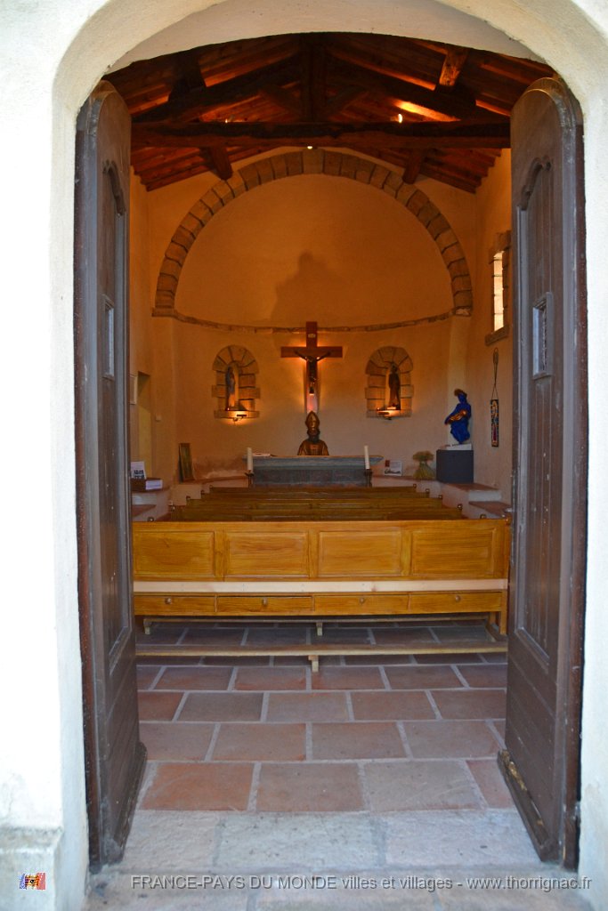 DSC0078.JPG - Chapelle Sainte-Brigitte. 20 septembre 2015. Vue générale de l'intérieur.