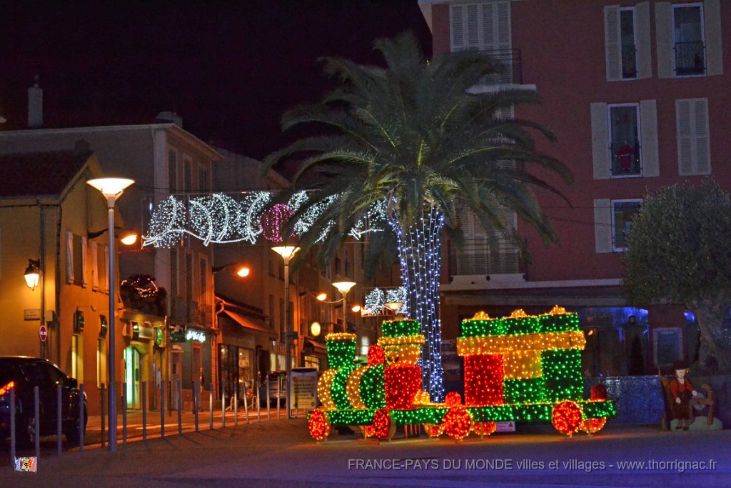 illuminations Frejus 2012 12.JPG - illuminations Frejus 2012