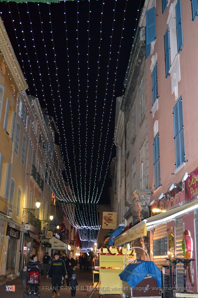 illuminations Frejus 2012 39.JPG - illuminations Frejus 2012