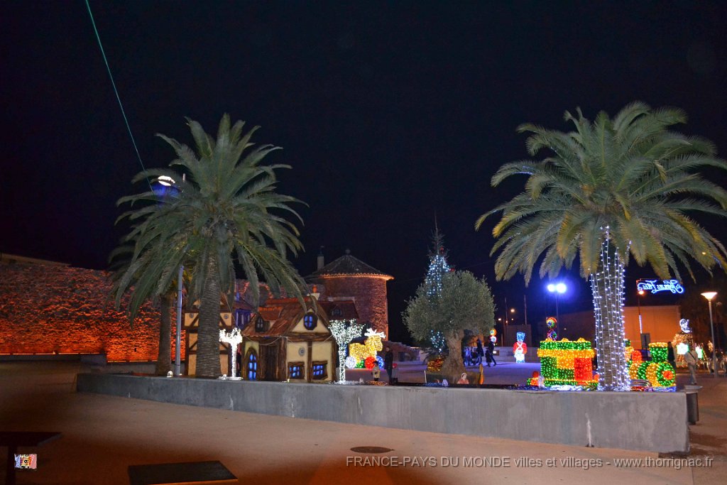 illuminations Frejus 2012 6.JPG - illuminations Frejus 2012