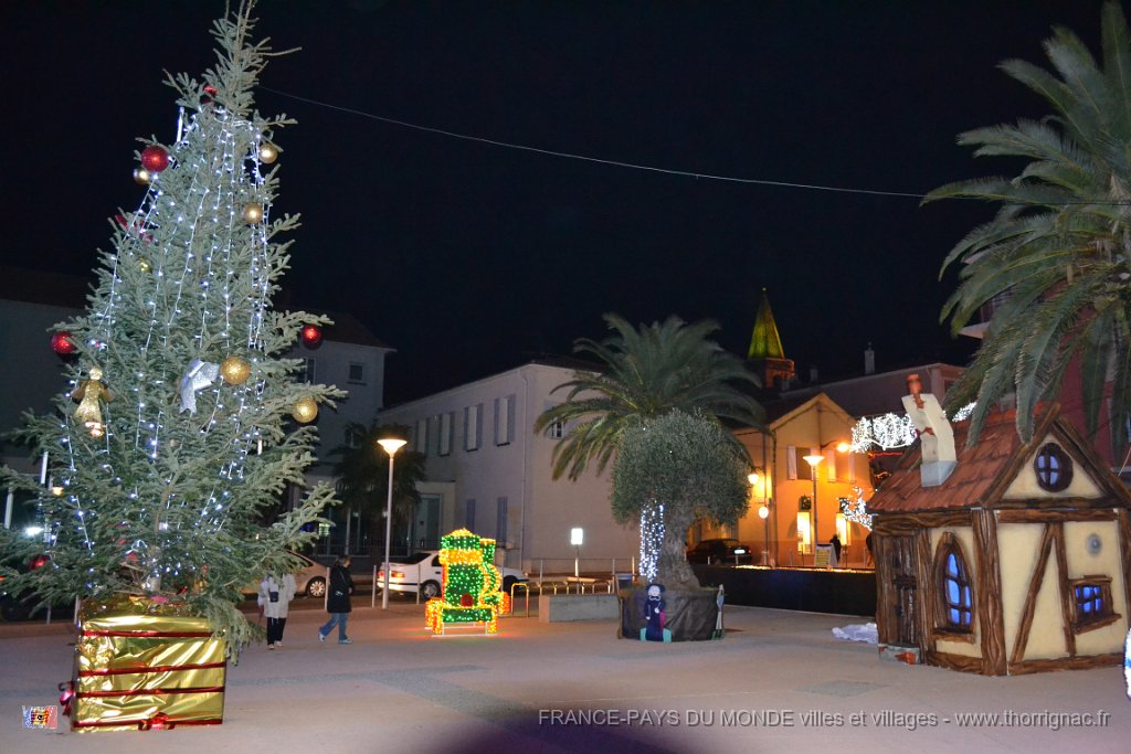 illuminations Frejus 2012 7.JPG - illuminations Frejus 2012
