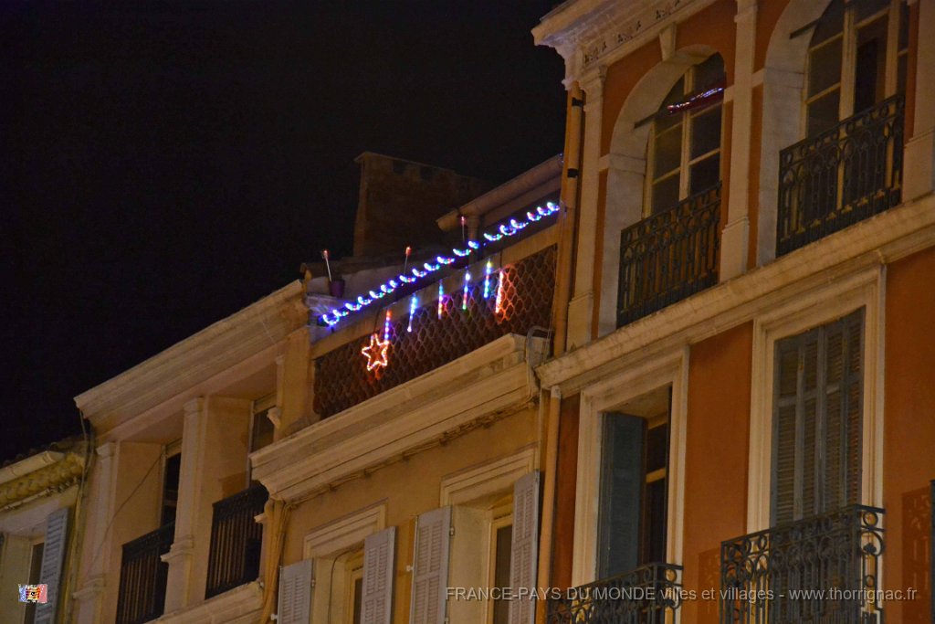Frejus 08 decembre 2013 61.JPG - Illumination vue rue Jean Jaurès.08 décembre 2013