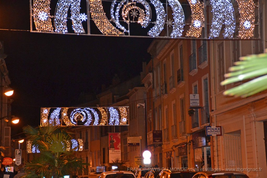 Frejus 08 decembre 2013 63.JPG - Rue Jean Jaurès.08 décembre 2013