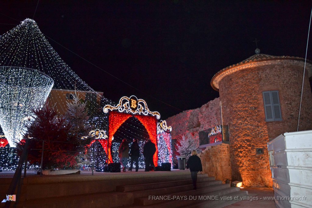 Frejus 08 decembre 2013 73.JPG - Place Mangin.08 décembre 2013