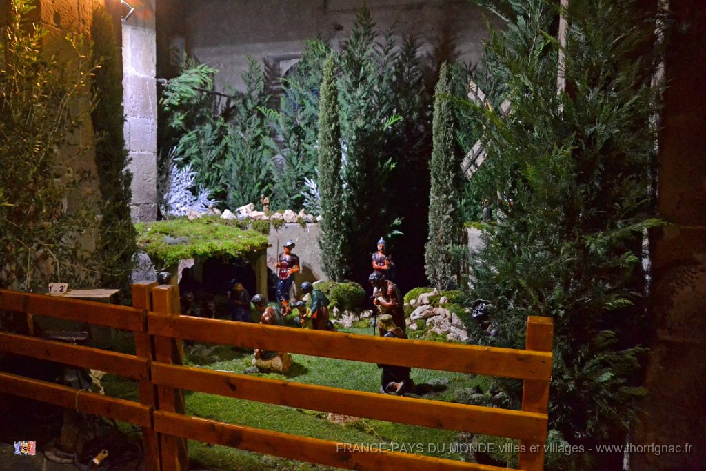 Frejus 08 decembre 2013 9.JPG - La crèche de la cathédrale Sainte-Léonce.08 décembre 2013