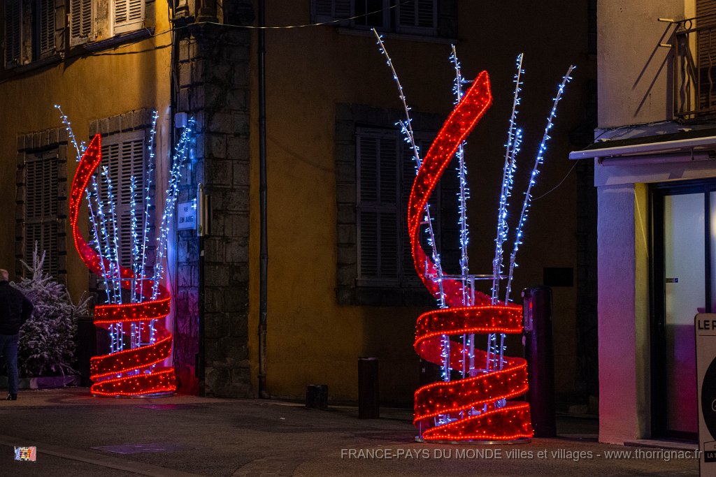 Illuminations Frejus 2019 5.jpg - Fréjus (83) - Fin d'année 2019.
