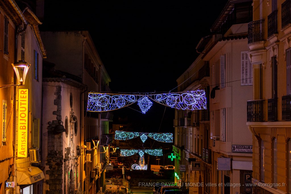 Illuminations Frejus 2020 28.jpg - Fréjus (83) - Fin d'année 2020.