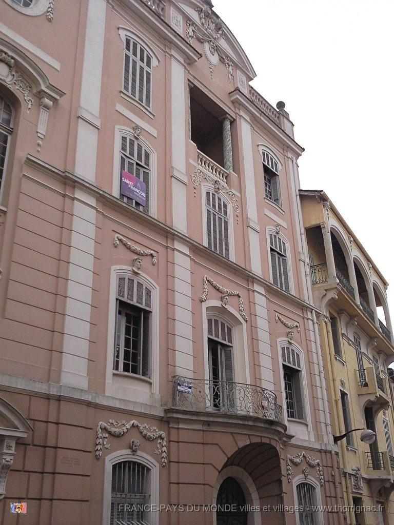 08112010 19.jpg - Immeuble, rue Jean Jaurès.