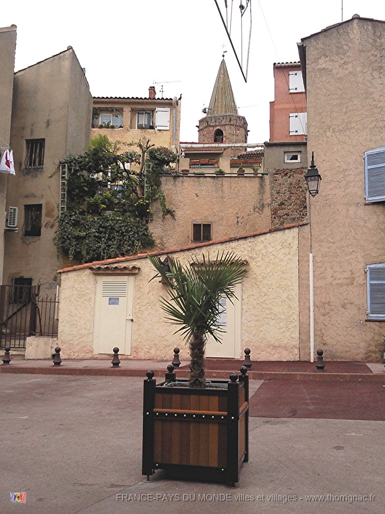 08112010 3.jpg - La rue du Docteur Cianin.