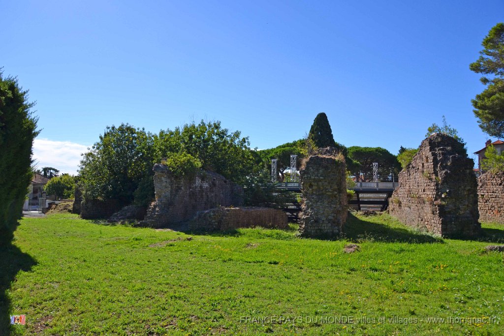 DSC0061.JPG - Le Théâtre Romain. 19 septembre 2015.