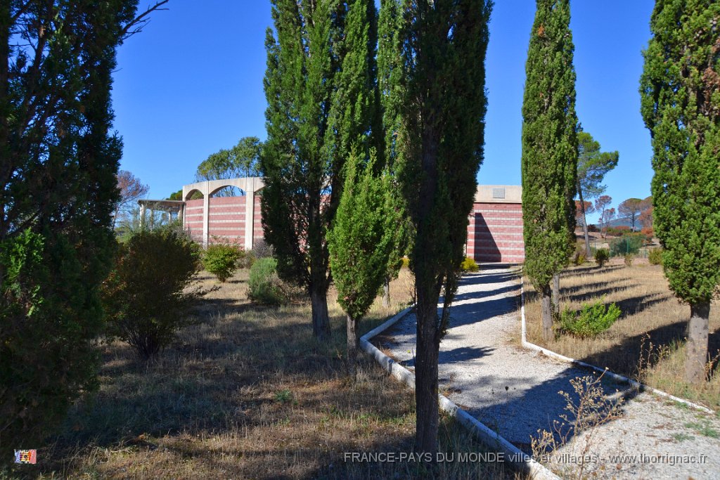 DSC0112.JPG - Mémorial de la Lègue. 20 septembre 2015. L'entrée.