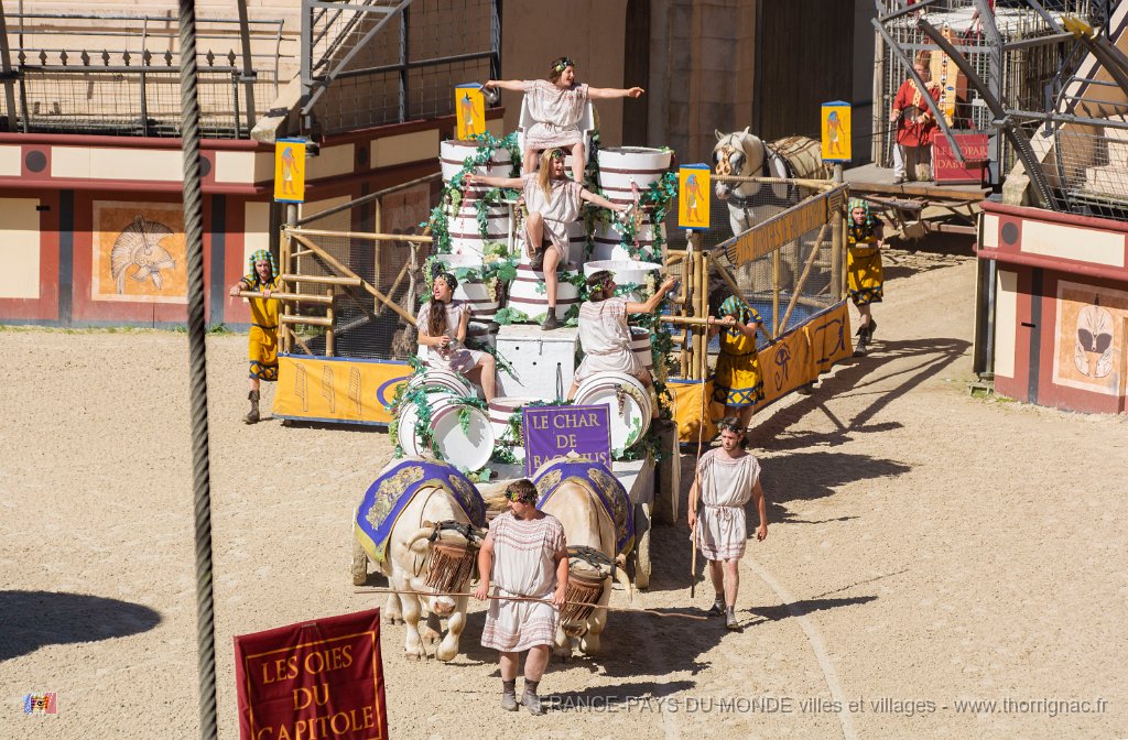 Les arenes 22.jpg - Puy du Fou (85) - Les arènes - Mai 2019