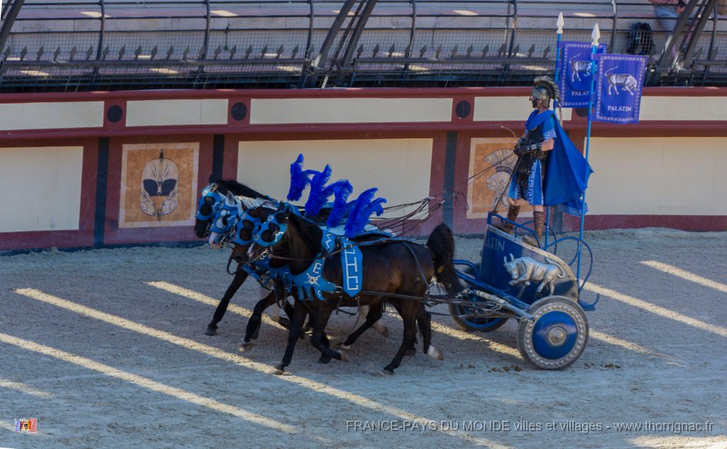 Les arenes 38.jpg - Puy du Fou (85) - Les arènes - Mai 2019