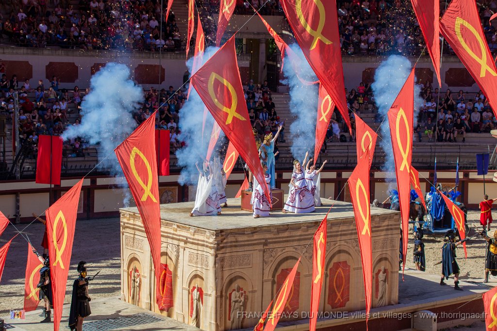 Les arenes 77.jpg - Puy du Fou (85) - Les arènes - Mai 2019