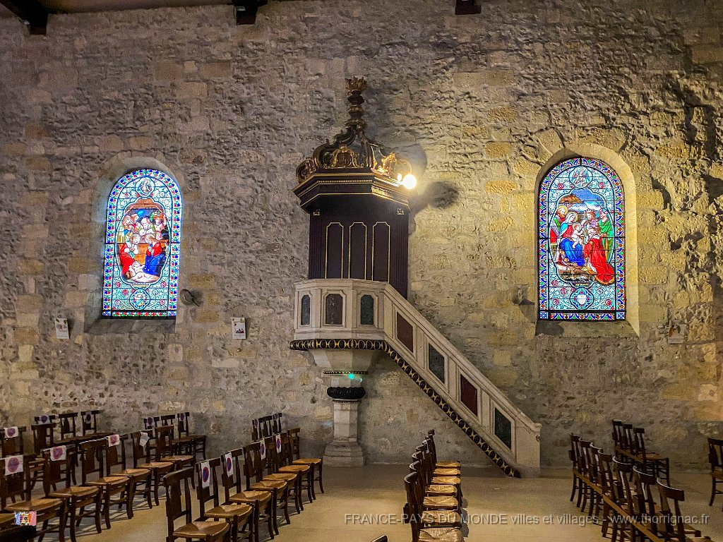 Eglise Saint Martin Pessac 33 8.jpg - Pessac - 33. Eglise Saint-Martin. Décembre 2020 (Iphone 11 Pro)