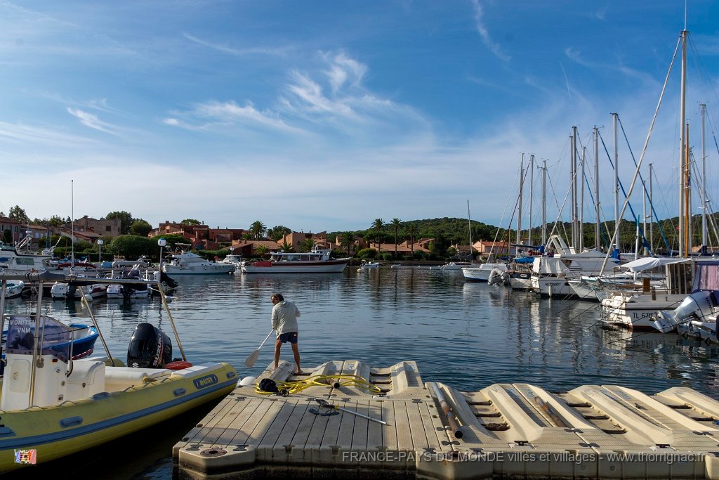 Le port 6.jpg - 15  - Porquerolles (Hyères) - 83 -  Le port