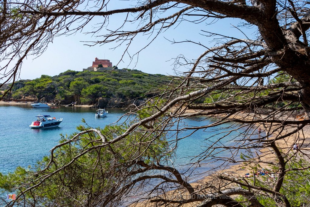 la plage noire du Langoustier 2.jpg - 146  - Porquerolles (Hyères) - 83 - la plage noire du Langoustier