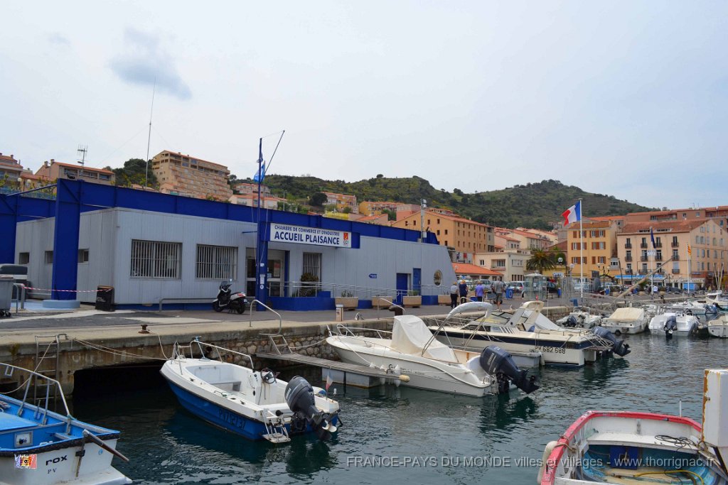 Port Vendres 14 mai 2013 30.JPG - Port-Vendres. Bureau de Plaisance. Mai 2013