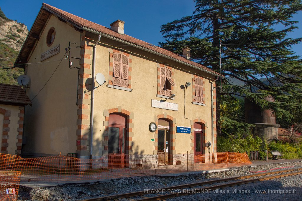 Petit train des Pignes 04 octobre 2018 26.jpg - Puget Théniers (06) - Entrevaux (04) - Annot (04) - 04 octobre 2018.
