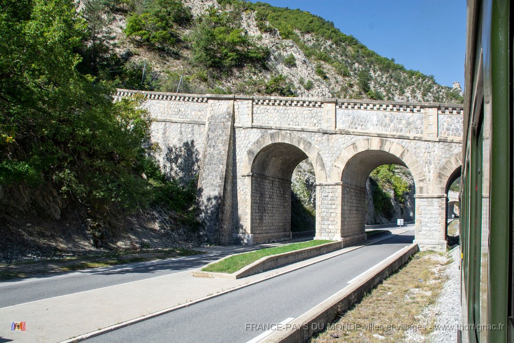 Train des Pignes 29 09 2019 20.jpg - Puget Théniers (06) - Entrevaux (04) - Annot (04) - 29 septembre 2019