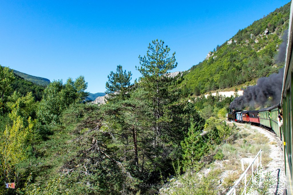 Train des Pignes 29 09 2019 24.jpg - Puget Théniers (06) - Entrevaux (04) - Annot (04) - 29 septembre 2019