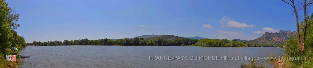 Lac Arena 16 juin 2013 51.jpg - Le lac Arena et le rocher de Rquebrune sur Argens. panorama. 16 juin 2013