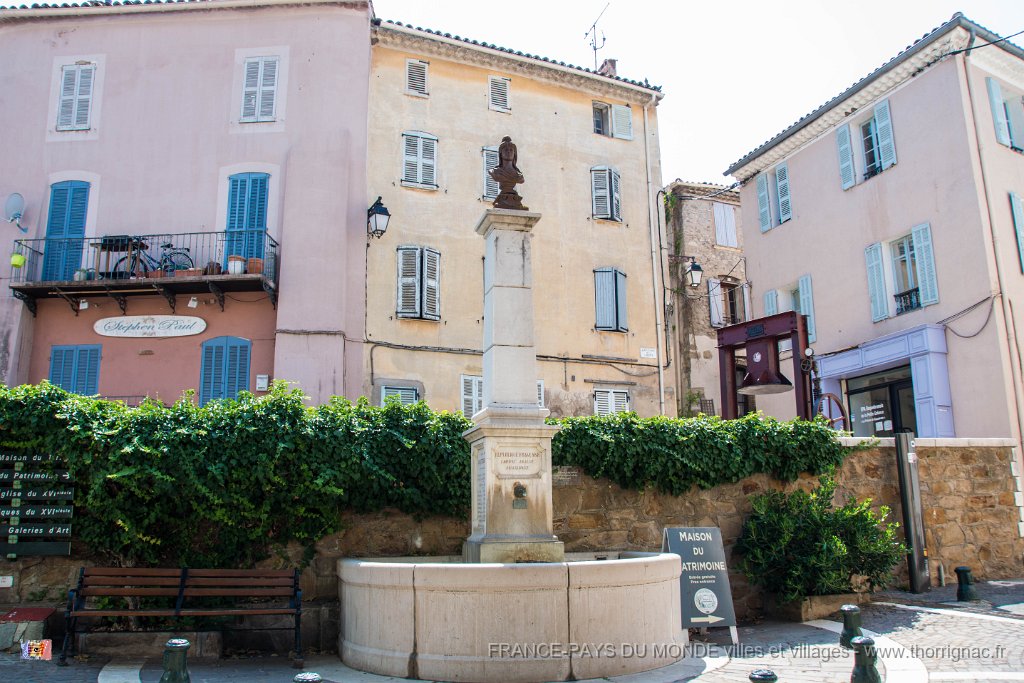 Roquebrune sur Argens 22 07 2018 4.jpg - Roquebrune sur Argens (83) - 22 juillet 2018