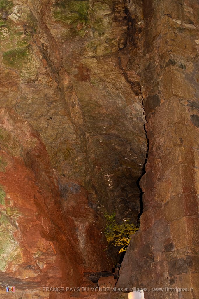 Roquefort mai 2019 13.jpg - Roquefort (12) - Le village et les caves - Mai 2019