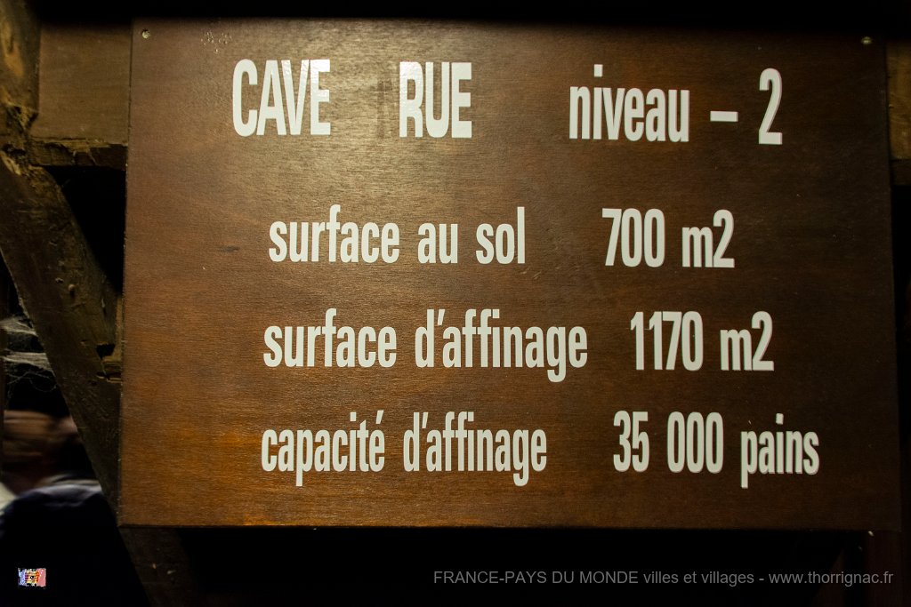 Roquefort mai 2019 31.jpg - Roquefort (12) - Le village et les caves - Mai 2019