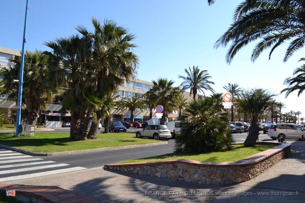 DSC0074.JPG - Saint-Cyprien. La rue Principale. Mai 2013