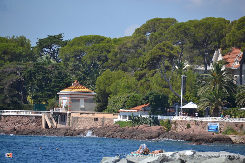 Boulouris aout 2014 31.JPG - Le port de Boulouris. Août 2014