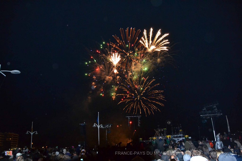 Saint Raphael 31 12 2013 29.JPG - Fête de la Lumière à Saint-Raphaël. 31 décémbre 2013