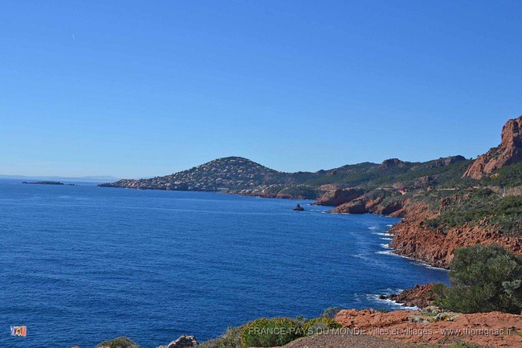 DSC0203.JPG - La corniche d'Or entre Agay et Le Trayas. 26 février 2015.
