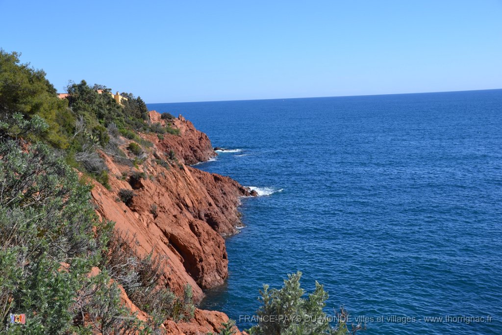 DSC0252.JPG - La corniche d'Or entre Agay et Le Trayas. 26 février 2015.