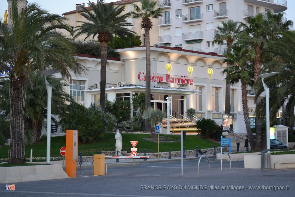 DSC 0304.JPG - Le casino