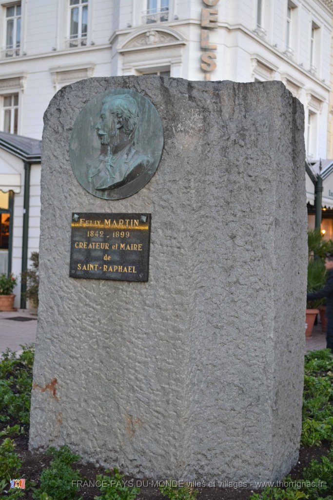 DSC 0309.JPG - Félix MARTIN 1842-1899. Créateur et Maire de Saint-Raphaël