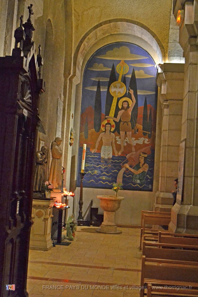 DSC 0314.JPG - Intérieur de la cathédrale Notre Dame Sainte Victoire
