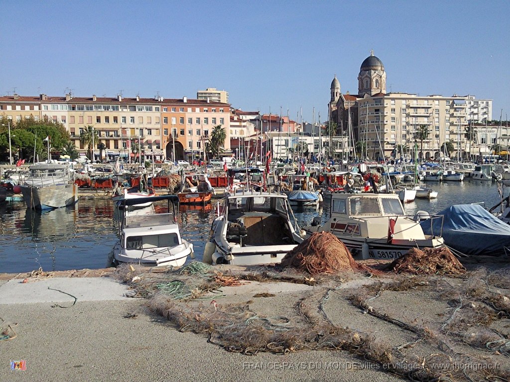 Le vieux port et ses pecheurs.jpg - Le vieux port, côté pêcheurs professionnels.