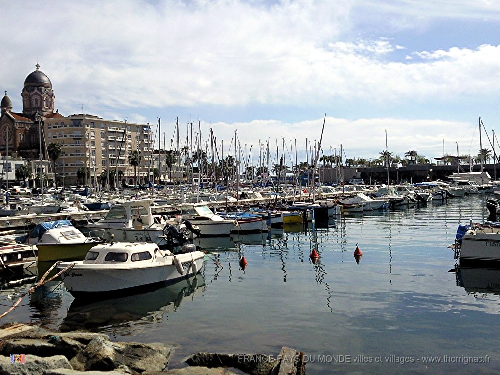 Vieux port St raphael 1.jpg - Le vieux port (14/04/2011)